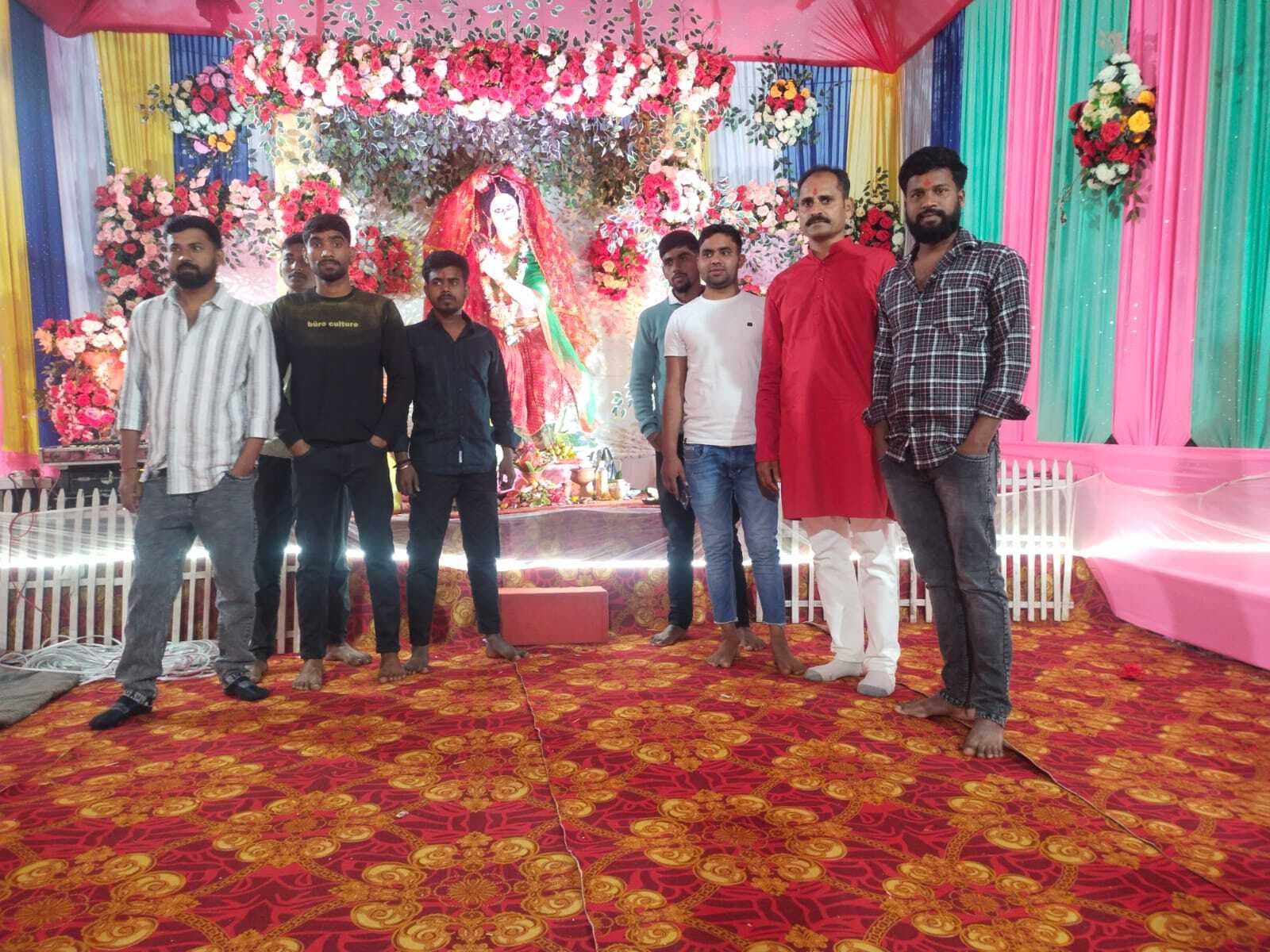 मनिहारी में सरस्वती पूजा धूमधाम के साथ मनायी गयी