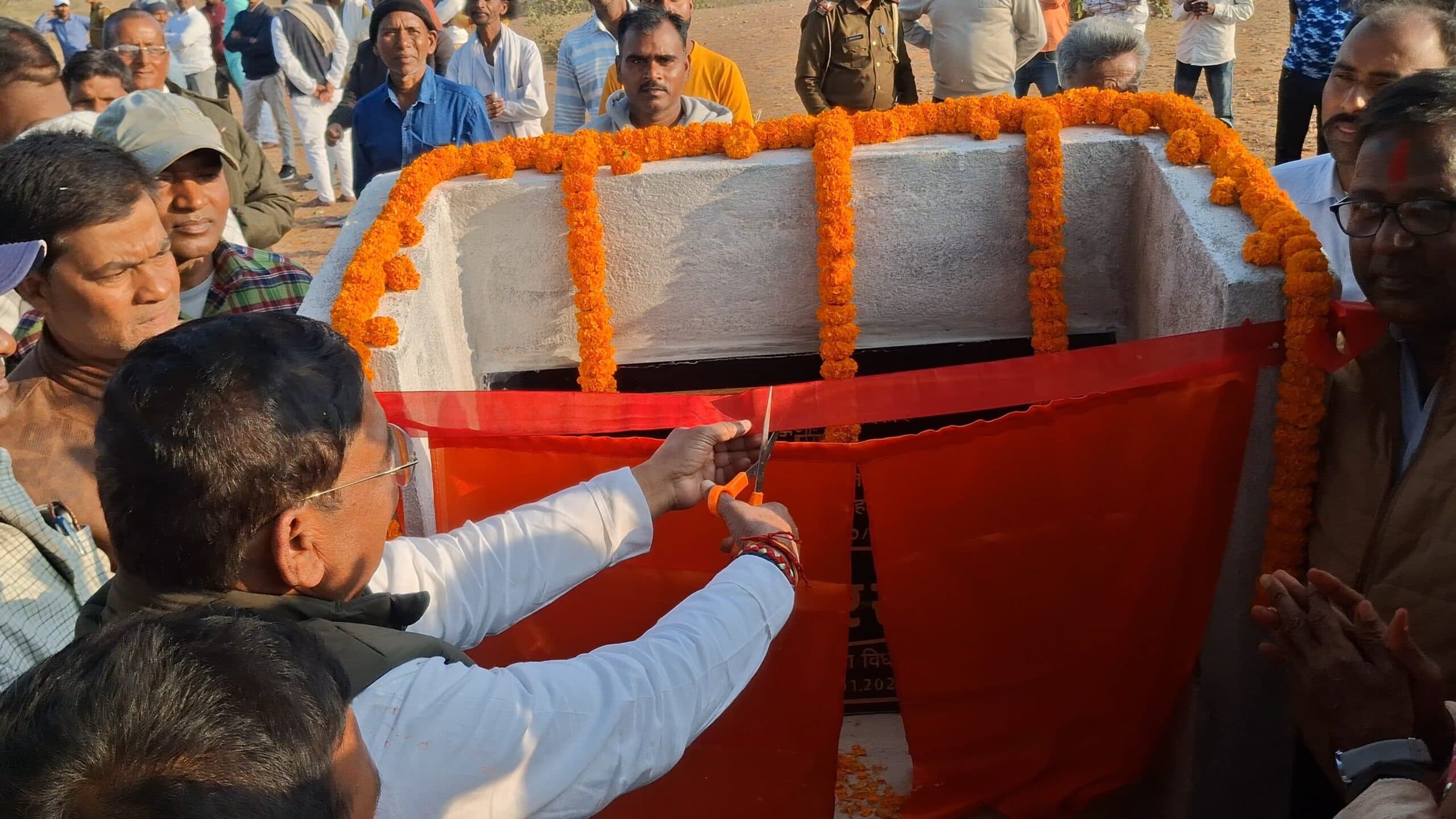 सिमुलतला में बीएमपी-11 सिपाही प्रशिक्षण केंद्र की चहारदीवारी निर्माण का शिलान्यास