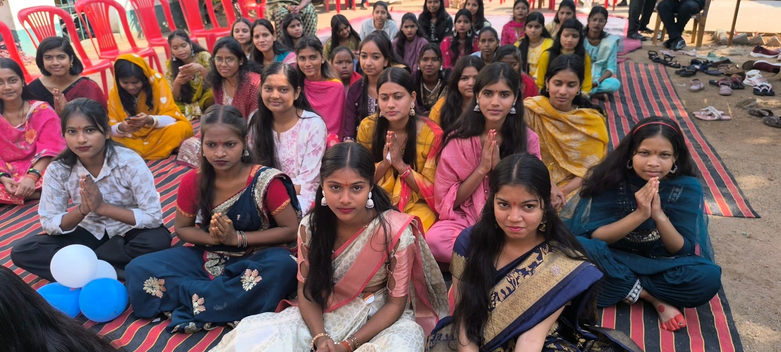 Giridih News :वर दे, वर दे, वीणा वादिनी वर दे...