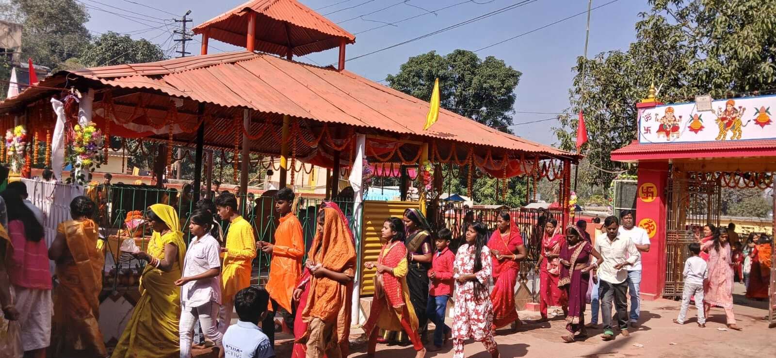 Bokaro News : स्वांग के यज्ञ में उमड़ रहे श्रद्धालु