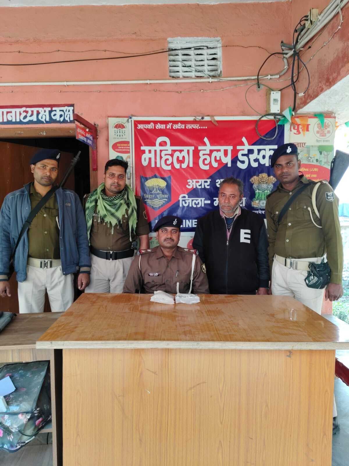 210 ग्राम स्मैक के साथ पश्चिम बंगाल का तस्कर गिरफ्तार