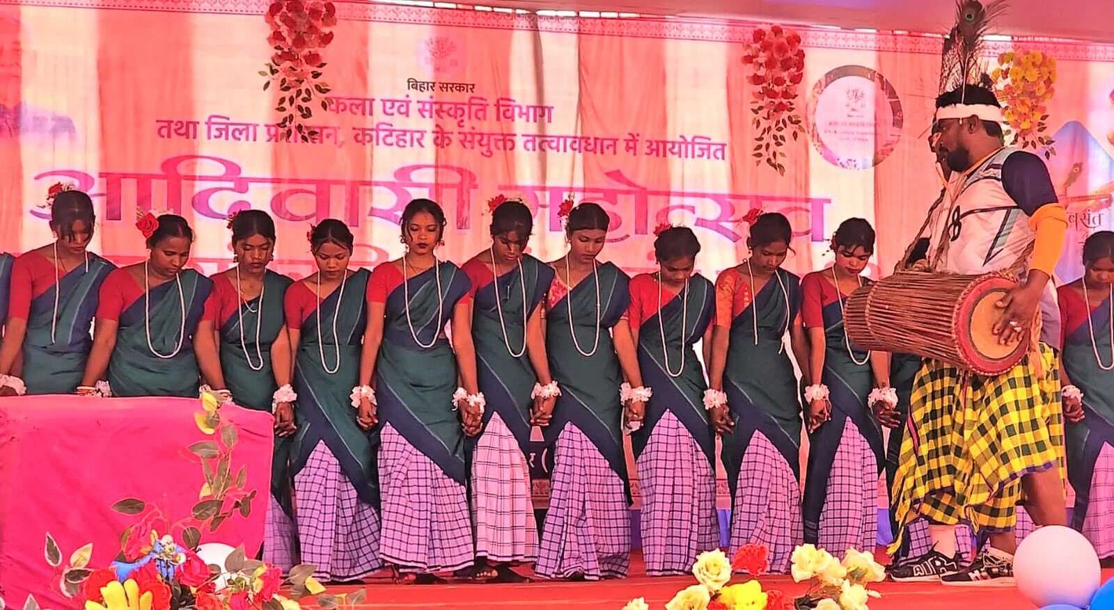 गोरखनाथ धाम में आदिवासी महोत्सव का भव्य आयोजन