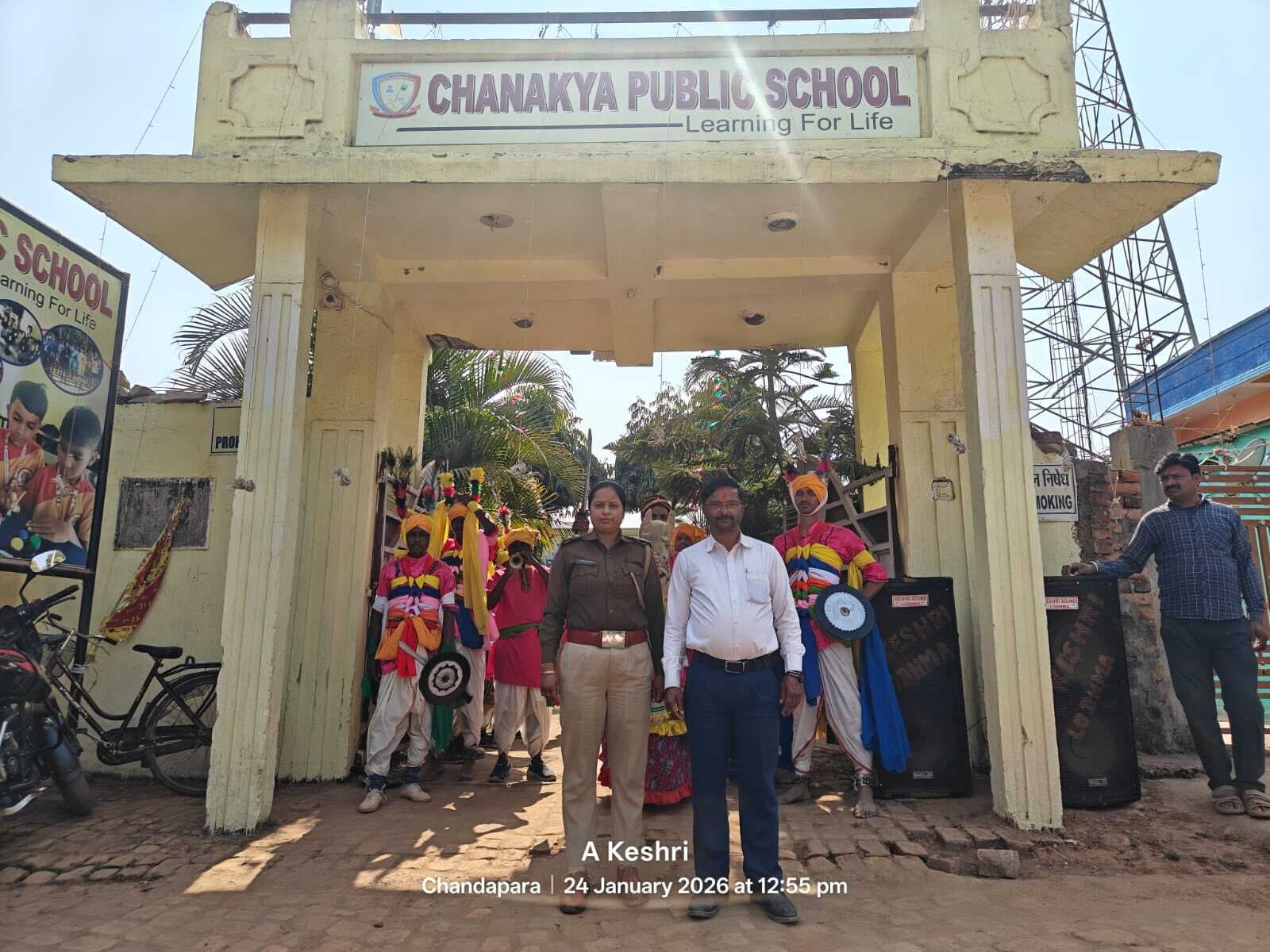 विद्यार्थियों ने किया माता सरस्वती की प्रतिमा विसर्जित