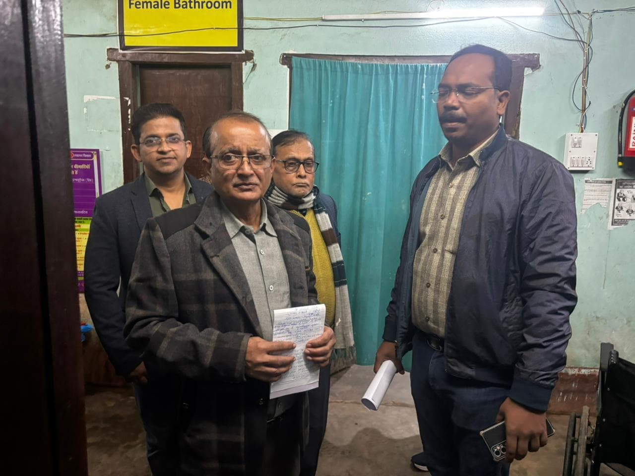 रेफरल अस्पताल का सीएस ने किया निरीक्षण, अनुपस्थित चिकित्सक पर स्पष्टीकरण का निर्देश