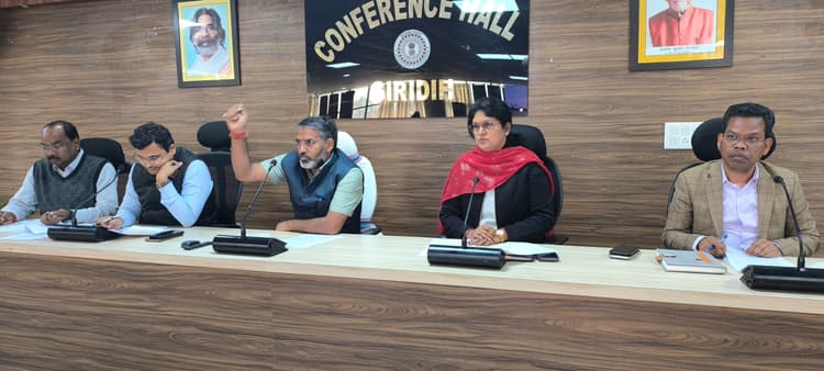 Giridih news :झंडा मैदान में होगा मुख्य समारोह, नगर विकास मंत्री करेंगे झंडोत्तोलन