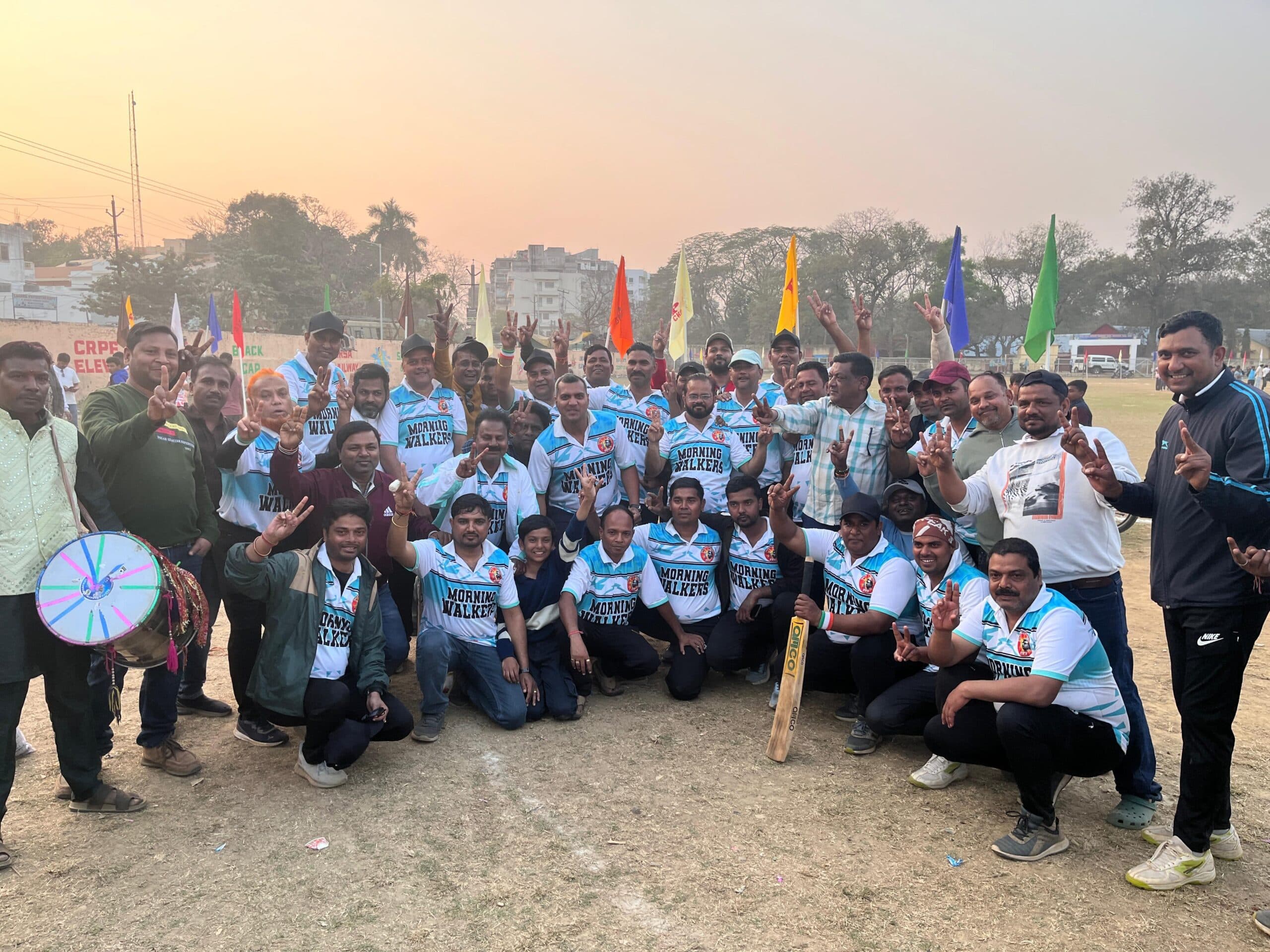 Chaibasa News : सीआरपीएफ-60 बटालियन और मॉर्निंग वॉकर्स फाइनल में पहुंचे