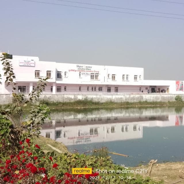 Madhubani News : ट्रामा सेंटर में चिकित्सकों व स्वास्थ्य कर्मियों के अभाव से इलाज प्रभावित