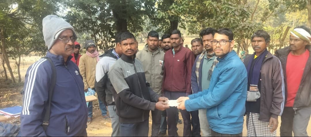 Chaibasa News : भोर तीन बजे शौच के लिए बाहर निकले वृद्ध को हाथी ने कुचला, मौत