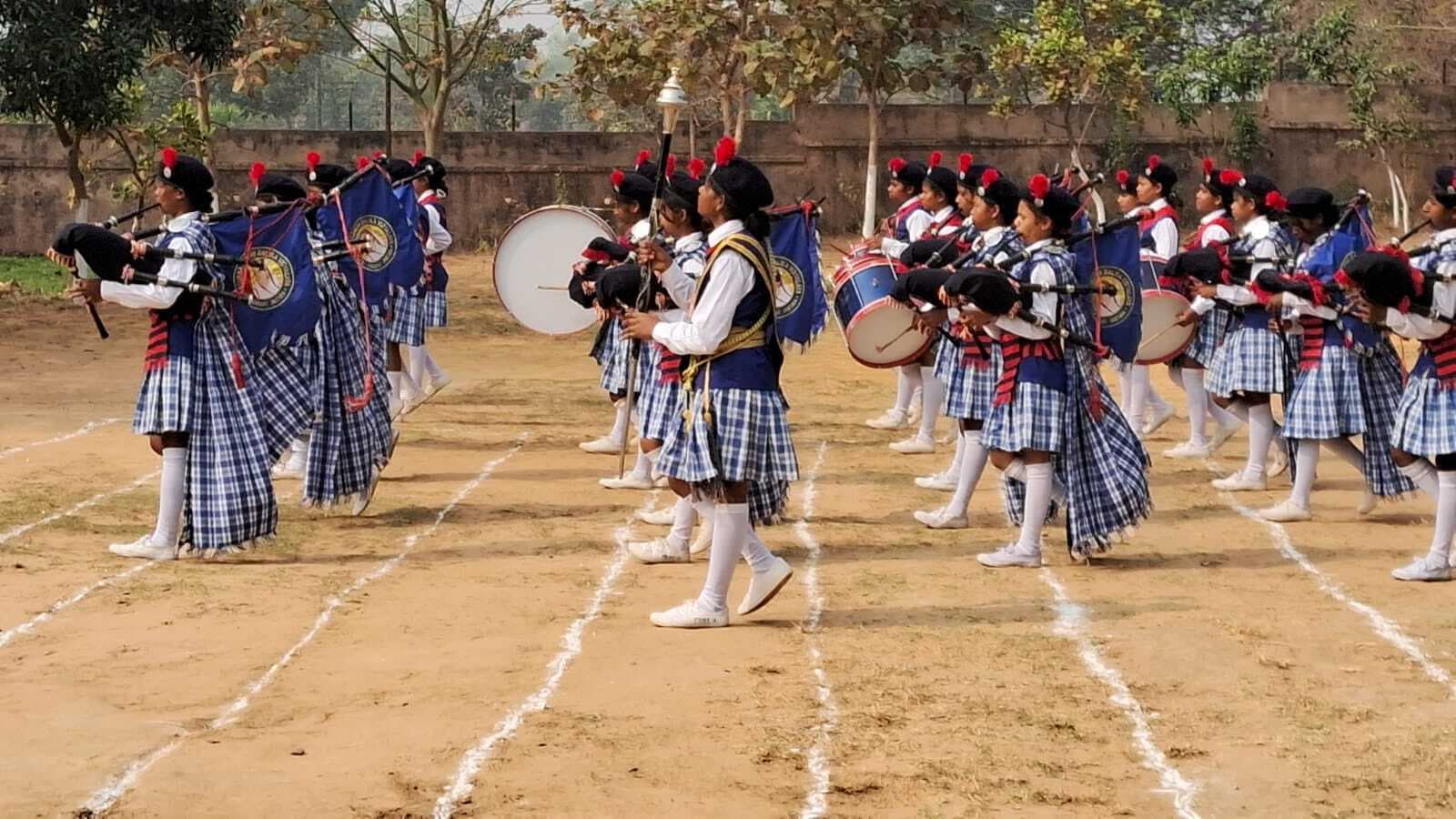 कस्तूरबा की छात्राओं ने नृत्य-संगीत किया प्रस्तुत