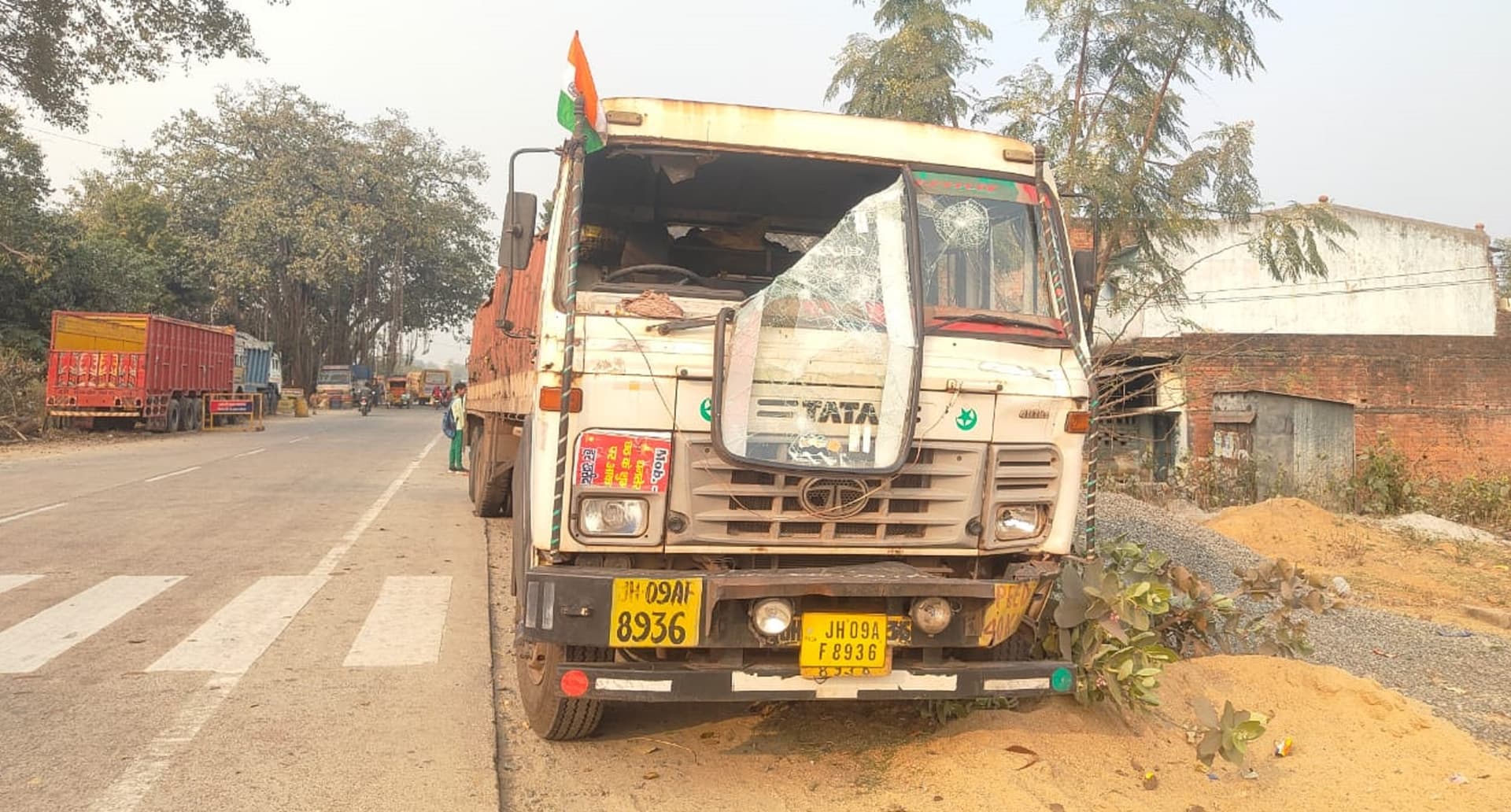 Bokaro News : पिंड्राजोरा में ट्रेलर ने वाहनों में मारी टक्कर, दो की मौत