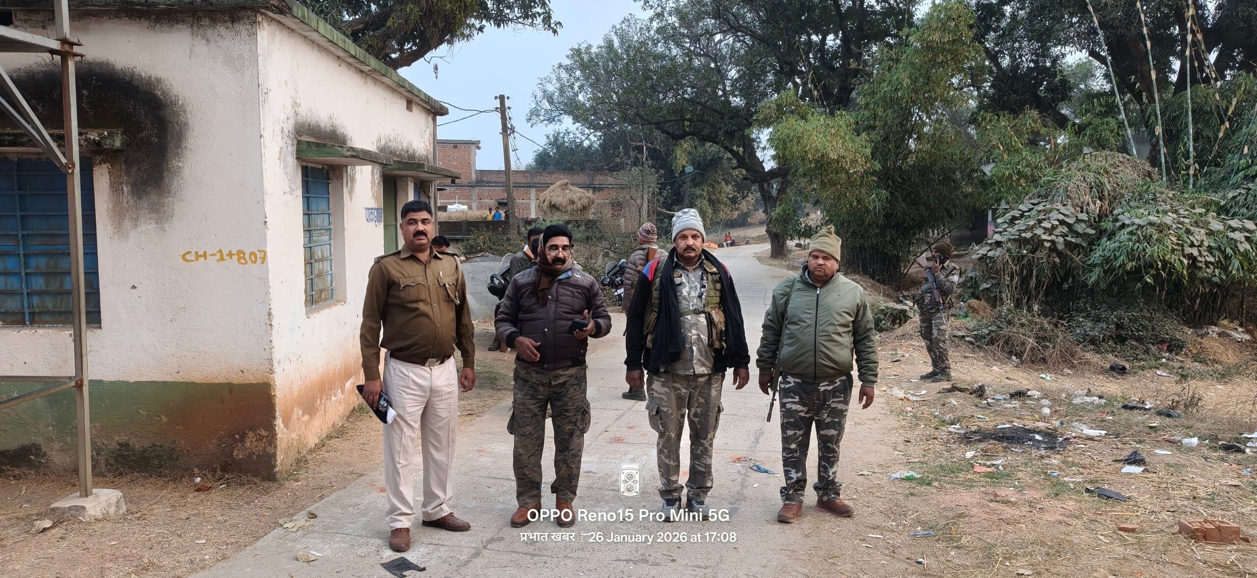 Giridih News: मां सरस्वती के प्रतिमा विसर्जन में दो पक्ष भिड़े, पुलिस तैनात, स्थिति नियंत्रण में