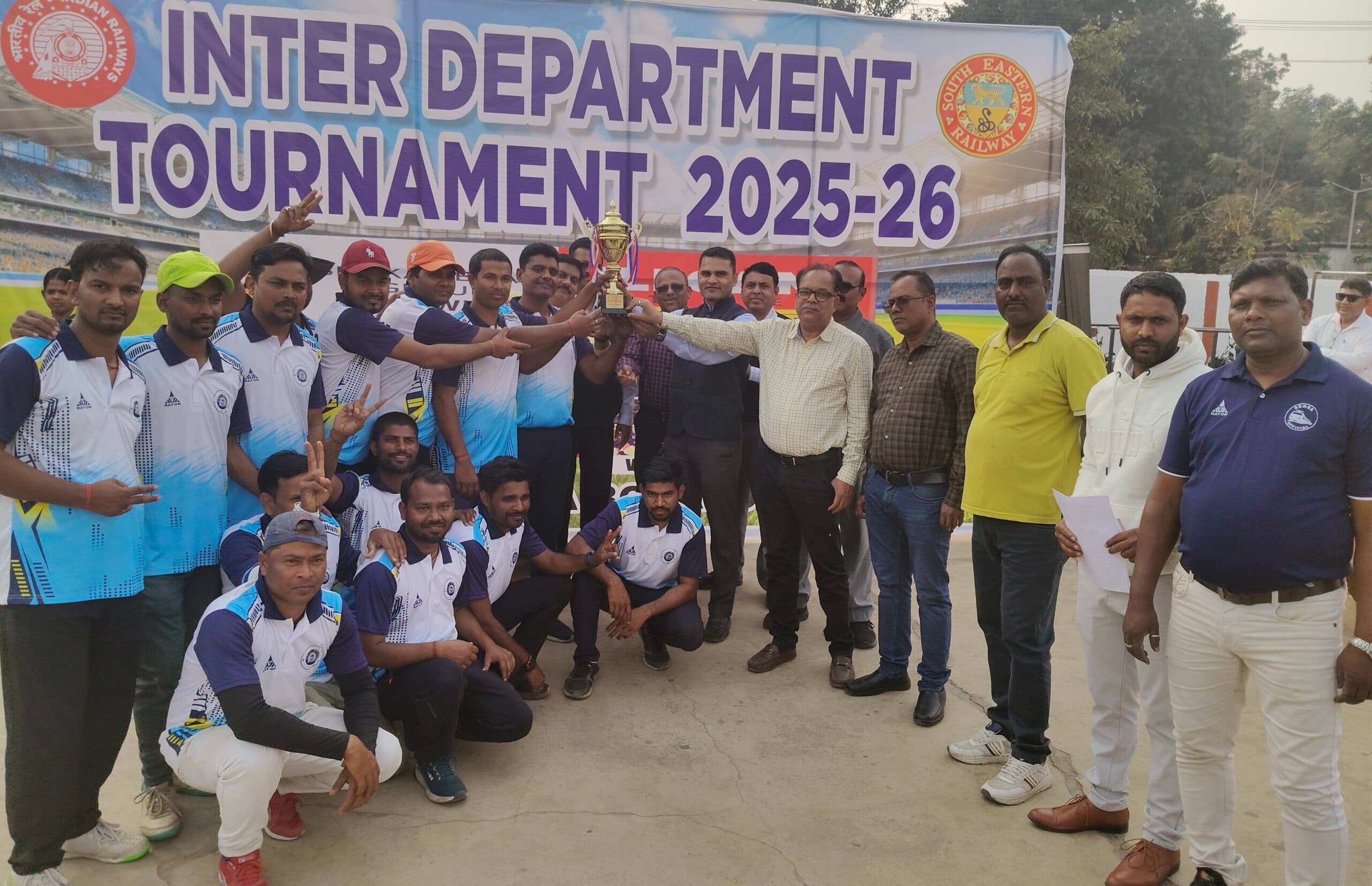 Bokaro News : अंतर विभागीय रेलवे क्रिकेट टूर्नामेंट में इंजीनियर विभाग बना विजेता