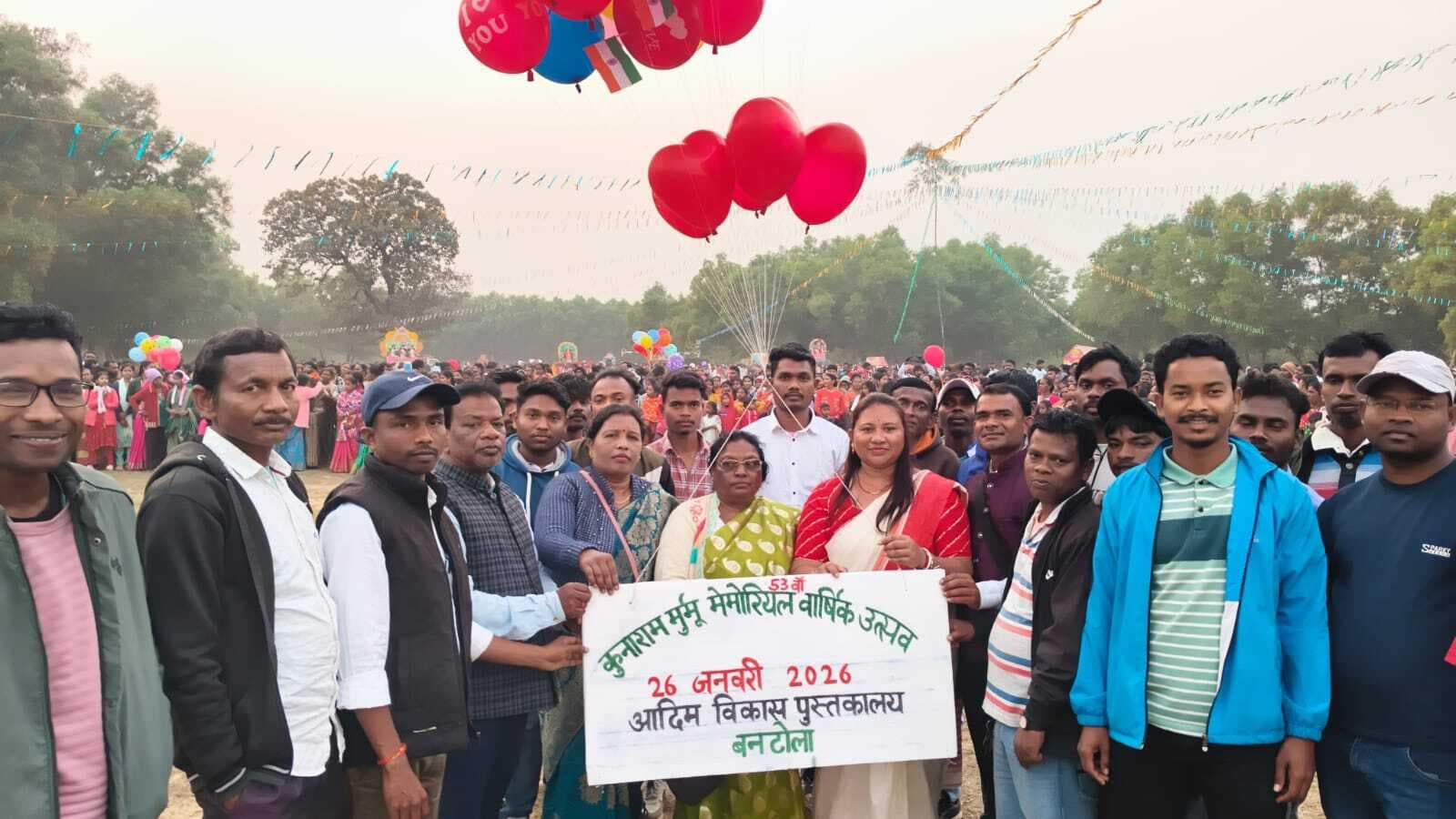 East Singhbhum News : सलोनी के सिर पर सजा ‘मिस 26 जनवरी’ का ताज