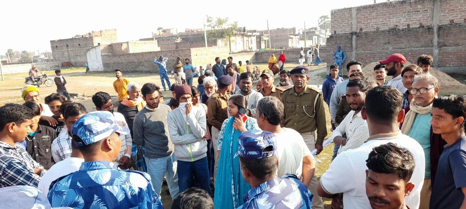 Bhagalpur news ब्लॉक के पीछे की सरकारी भूमि को अतिक्रमण मुक्त कराया