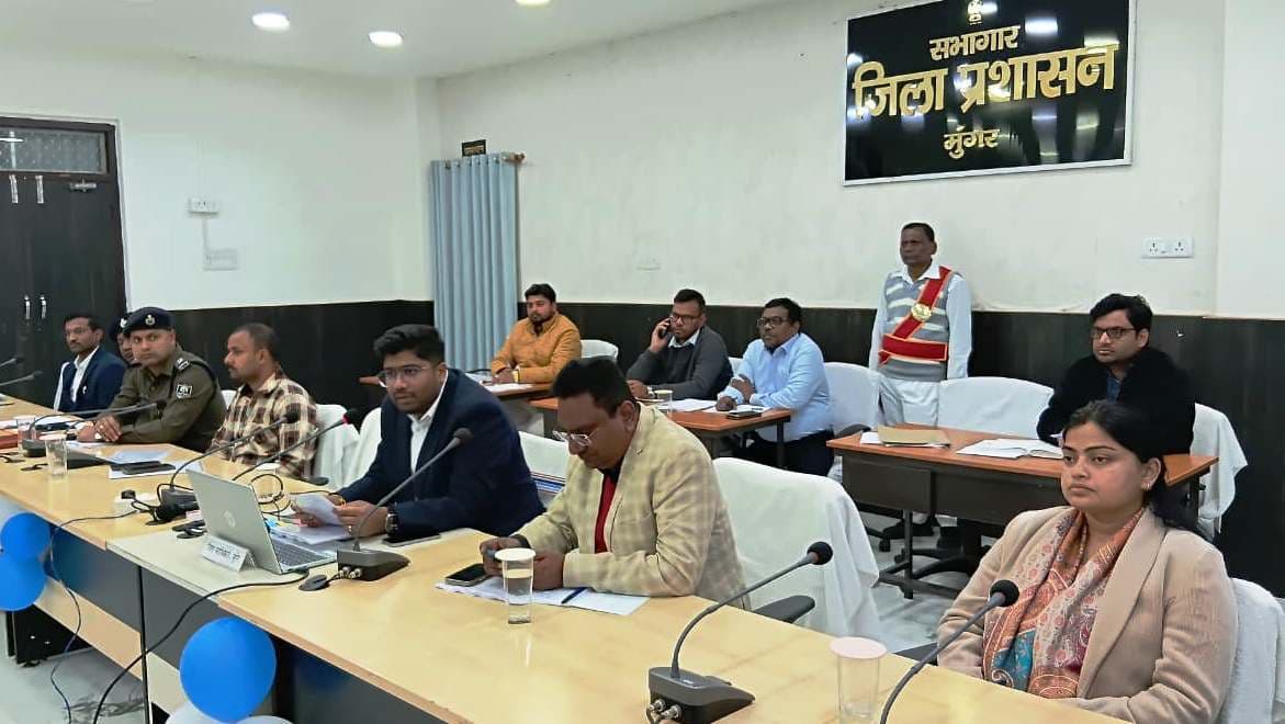 इंटर परीक्षा को कदाचारमुक्त व शांतिपूर्ण संपन्न कराना प्रशासन की जिम्मेदारी : जिलाधिकारी