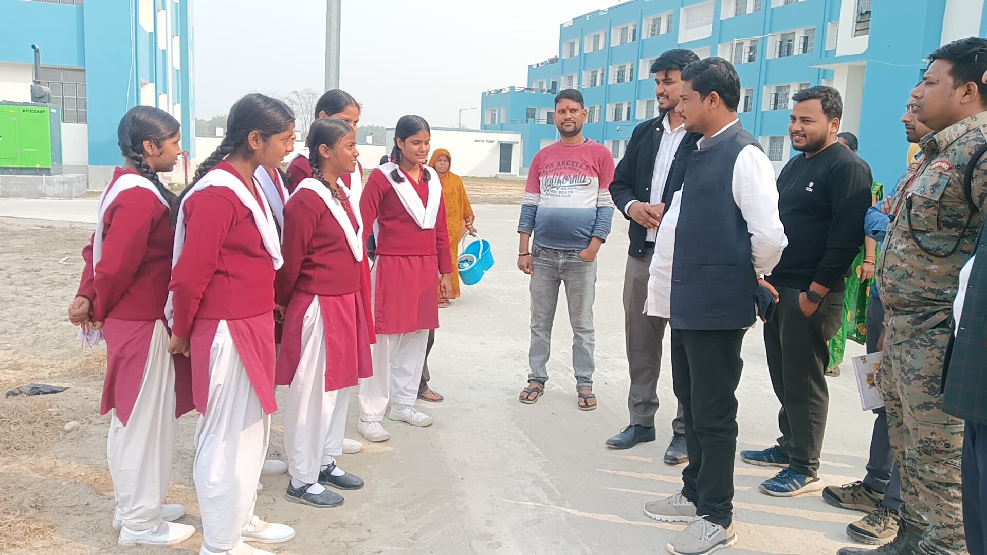 बच्चों की पढ़ाई पर दें विशेष ध्यान : विधायक