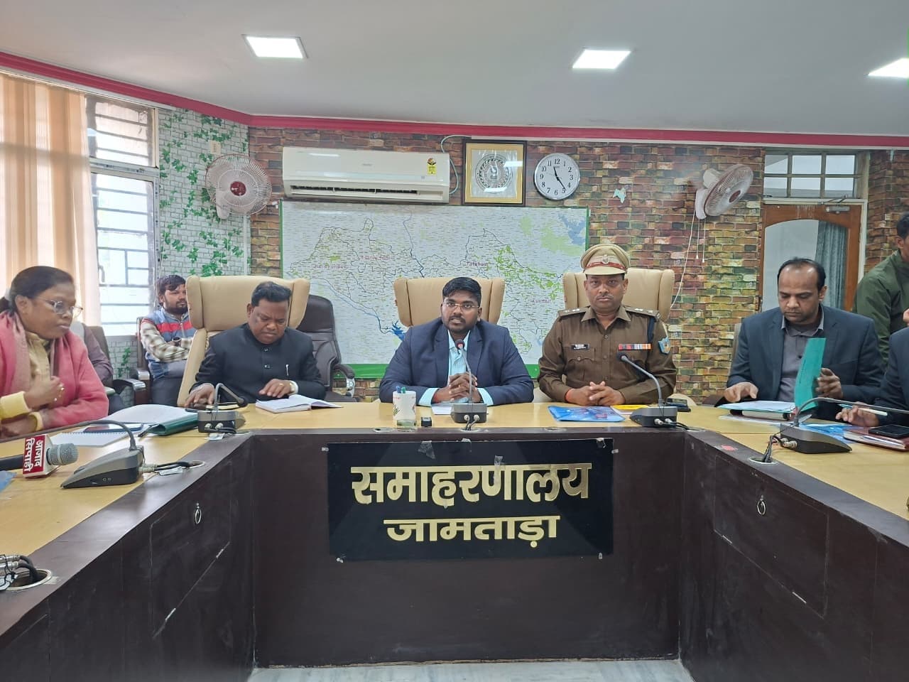 नप मिहिजाम व नपं जामताड़ा के लिए 23 फरवरी को होगा मतदान, 27 को होगी मतगणना : डीसी