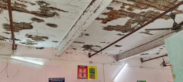 Aurangabad News : जर्जर पीएचसी भवन से मिलेगी मुक्ति, तीन माह में पूरा होगा काम