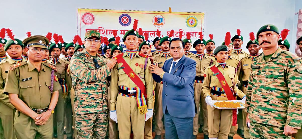 East Singhbhum News : एनसीसी कैडटों की कार्य पद्धति पर कर्नल ने प्रसन्नता जतायी
