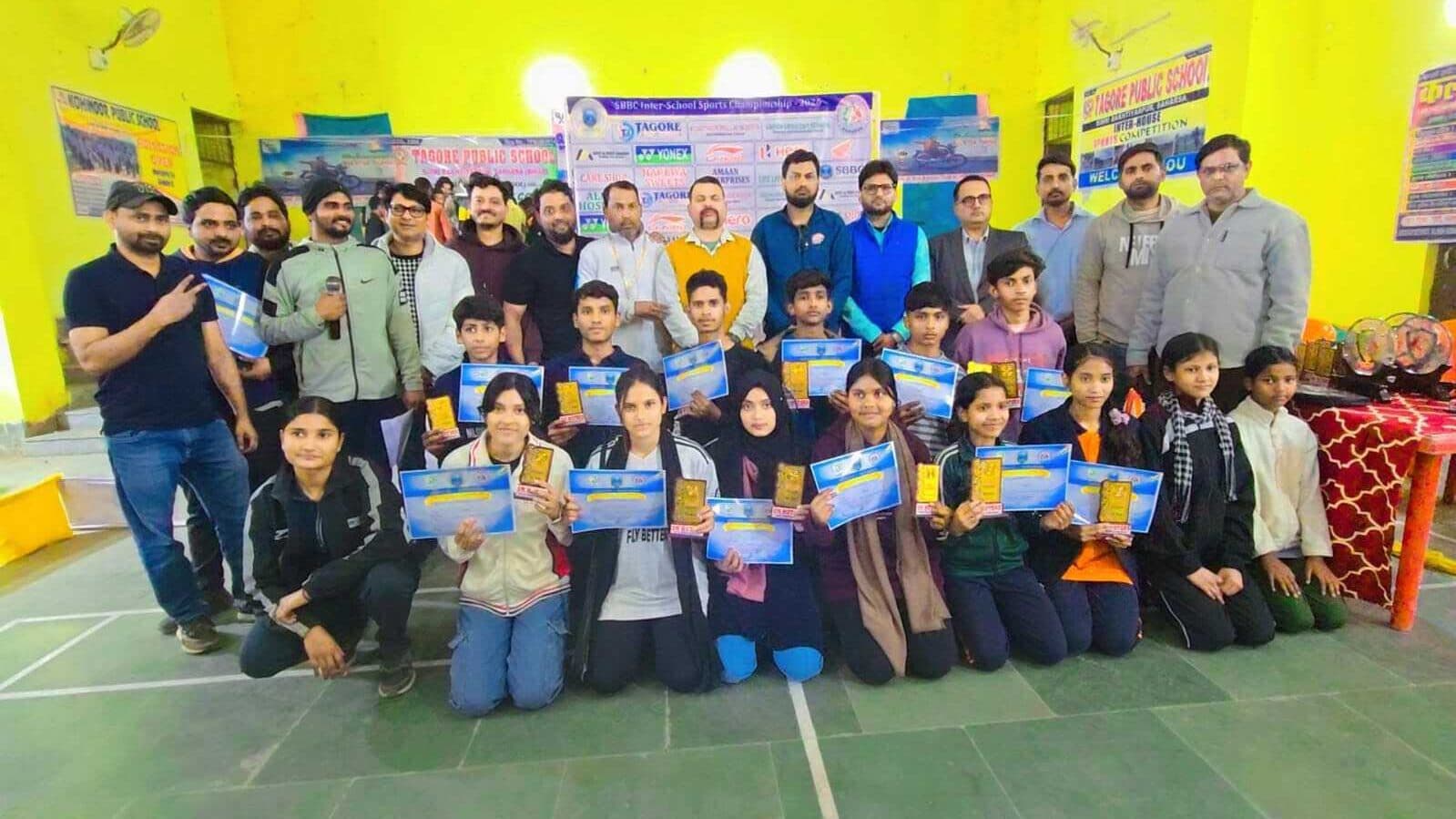 अंडर - 12 बालक वर्ग युगल में समीर एवं अरहान ने जीता फाइनल