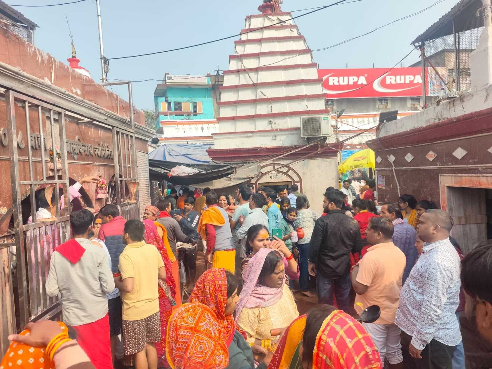 जया एकादशी को 35 हजार भक्तों ने किया बाबा को जलार्पण