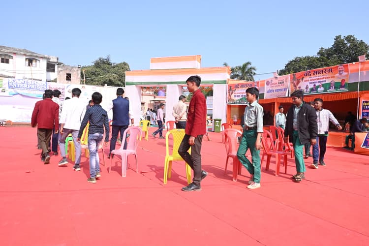 प्रभात खबर का इवेंट : म्यूजिक बजा तो बढ़े कदम, रुका तो कुर्सी पर कब्जे की होड़, म्यूजिकल चेयर में दिखा जोश