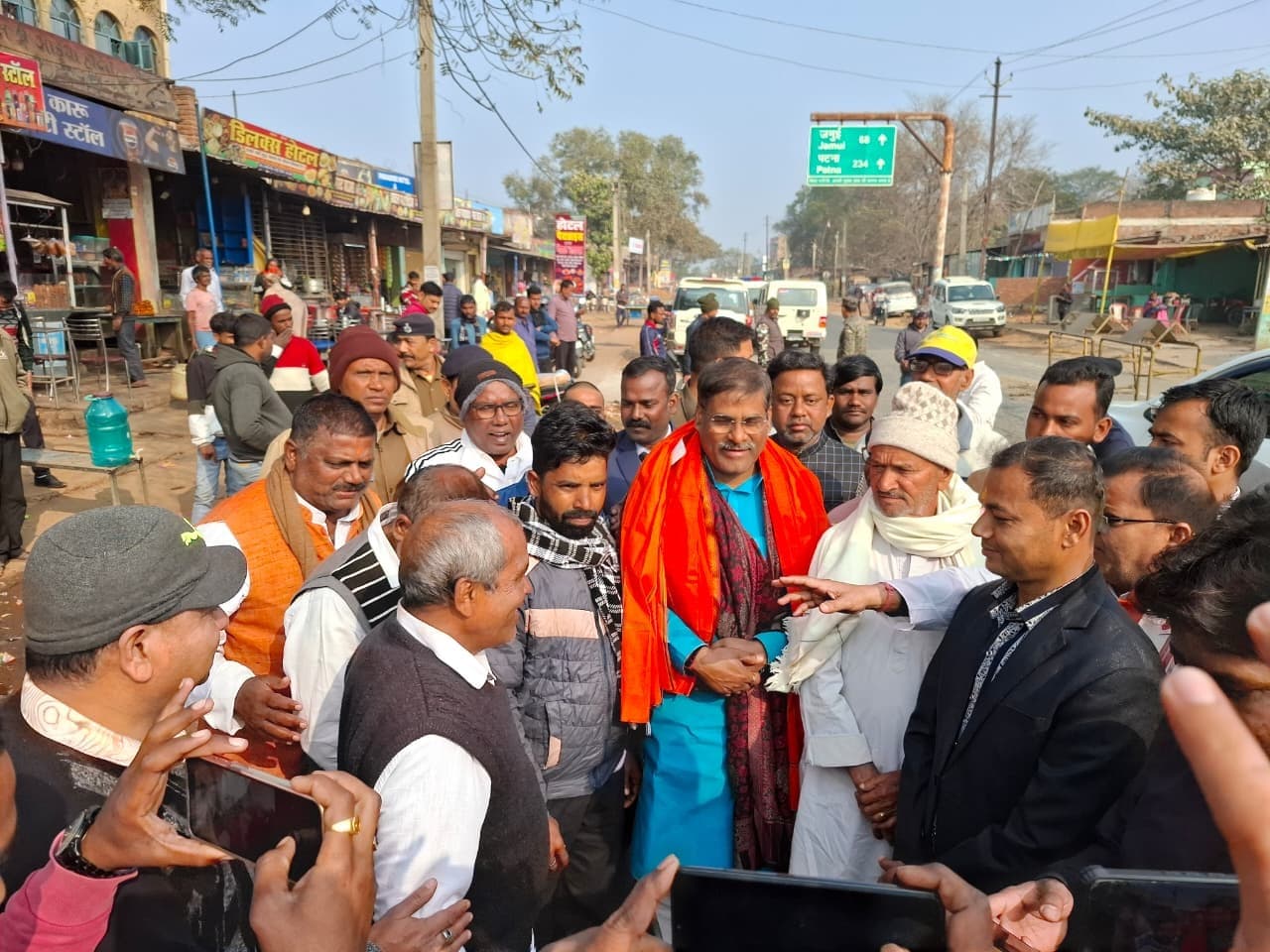 महावीर वाटिका स्थित बंद कैफेटेरिया को जल्द किया जायेगा शुरू : मंत्री