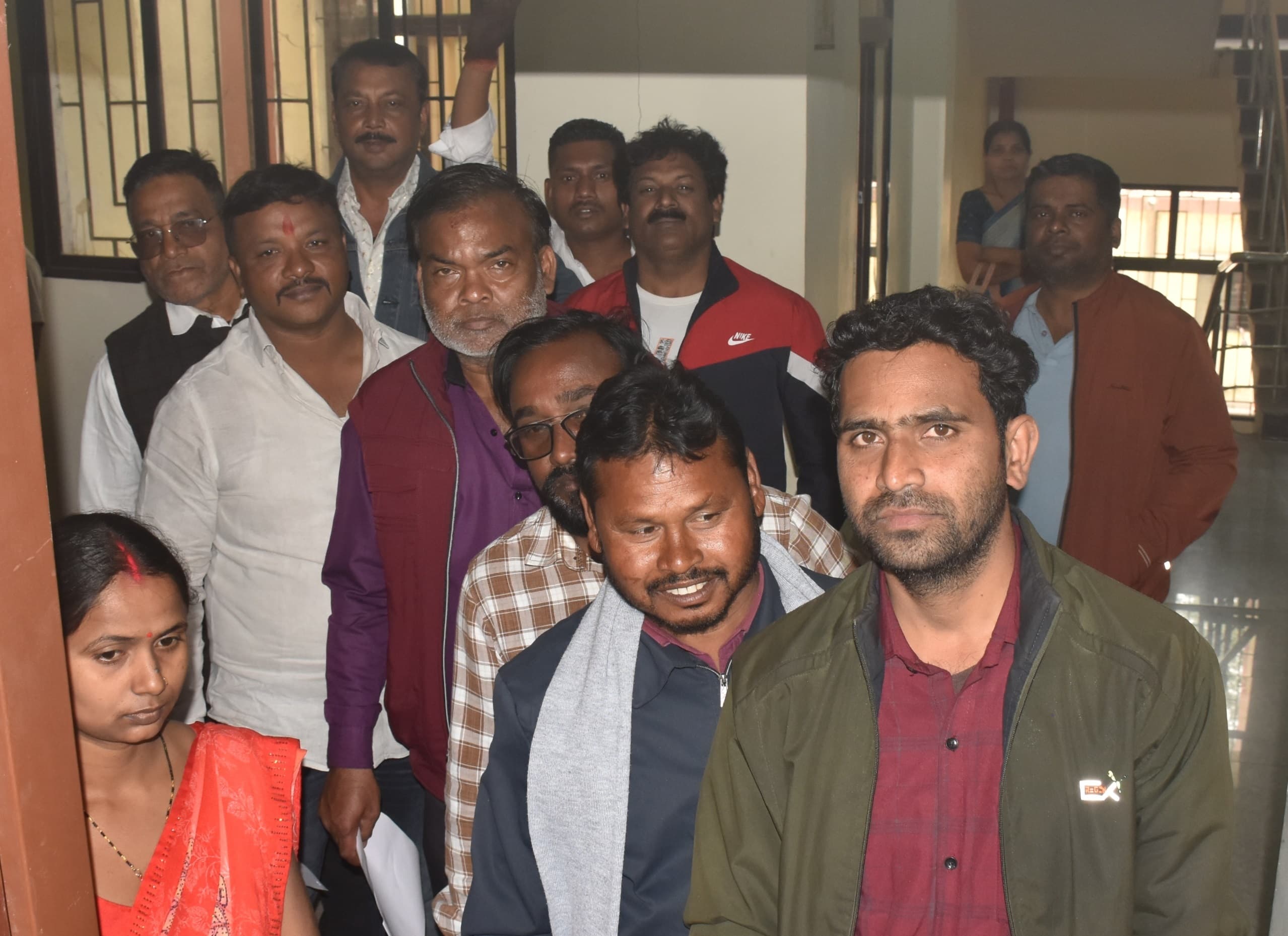 Bokaro News : मेयर के लिए 16 व पार्षद के लिए 115 अभ्यर्थियों ने लिया नामांकन पत्र