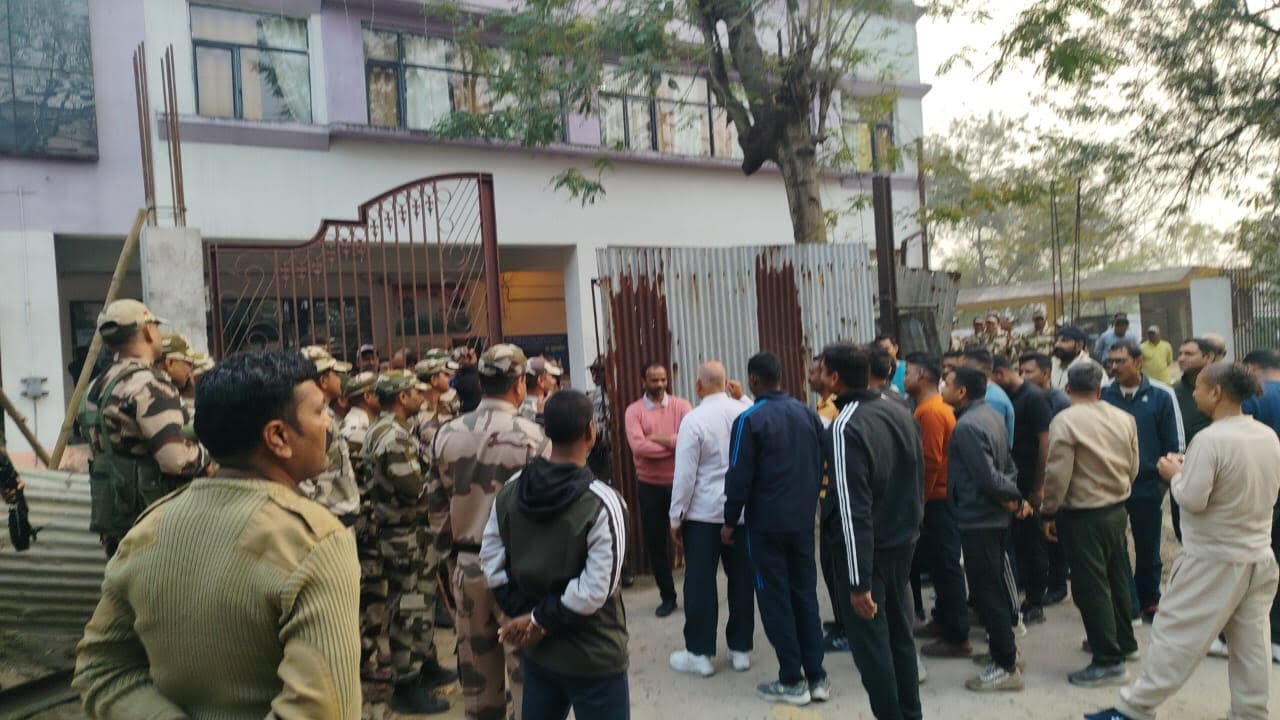 Bokaro News : सीआइएसएफ ने मॉक ड्रिल के जरिये सुरक्षा तैयारियों का लिया जायजा