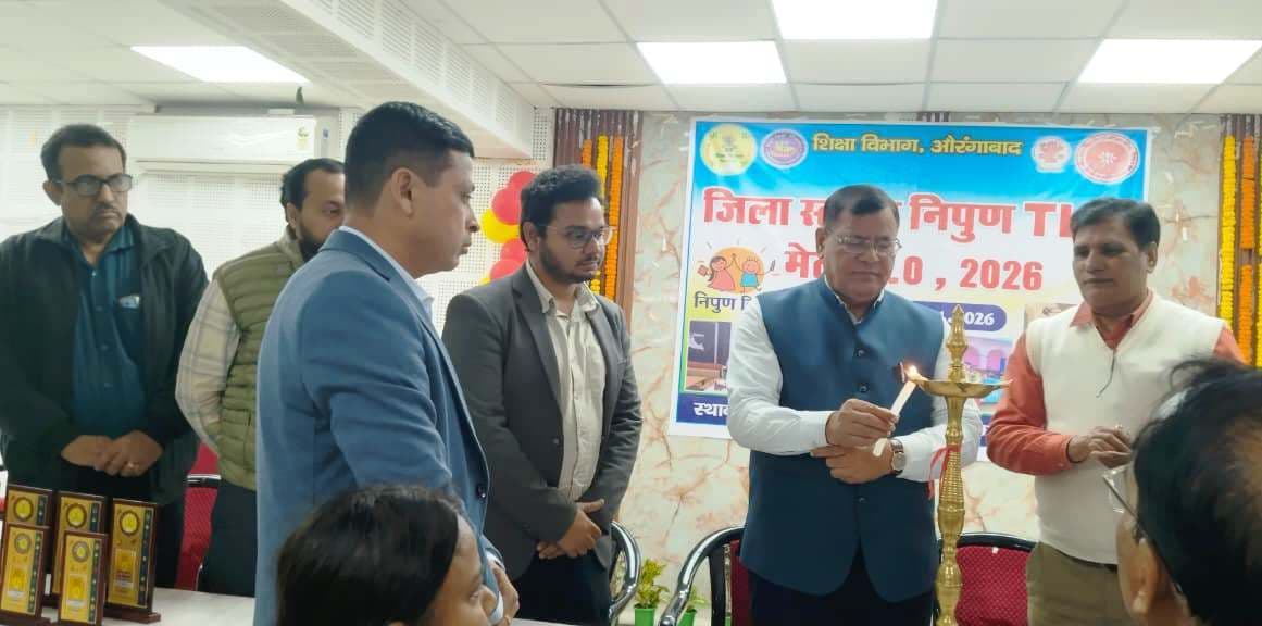 प्रखंडों से प्रथम स्थान पर चयनित टीएलएम की लगी प्रदर्शनी