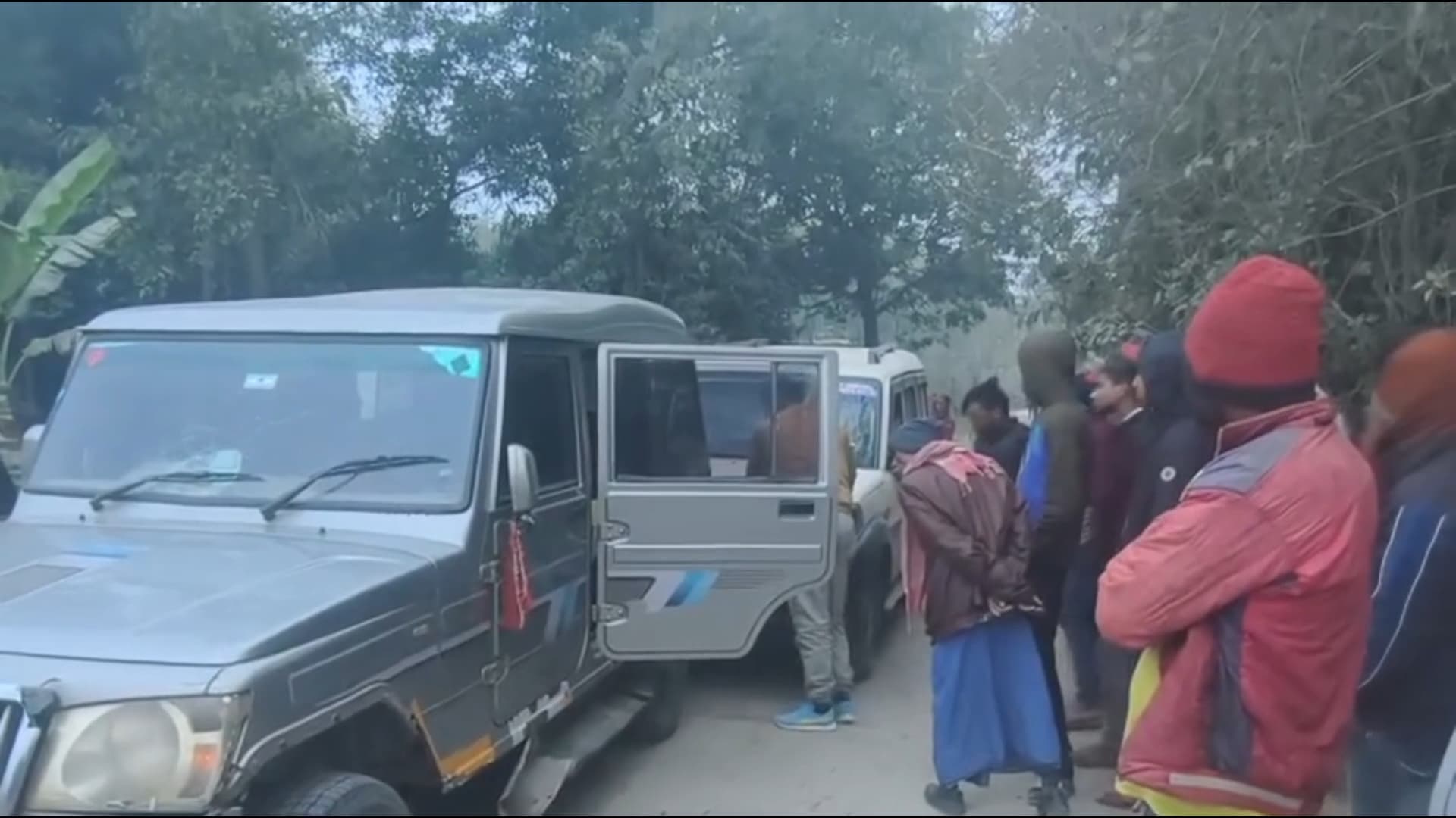 बोलेरो से 495 लीटर शराब बरामद, दो तस्कर गिरफ्तार