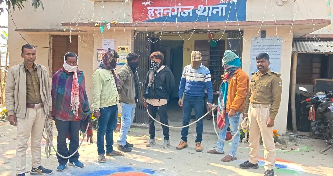 शराब पीकर हंगामा करने के आरोप में छह गिरफ्तार