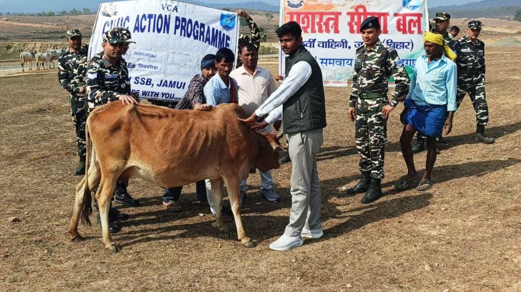 एसएसबी व पशु चिकित्सा विभाग ने लगाया शिविर, 309 पशुओं की हुई जांच