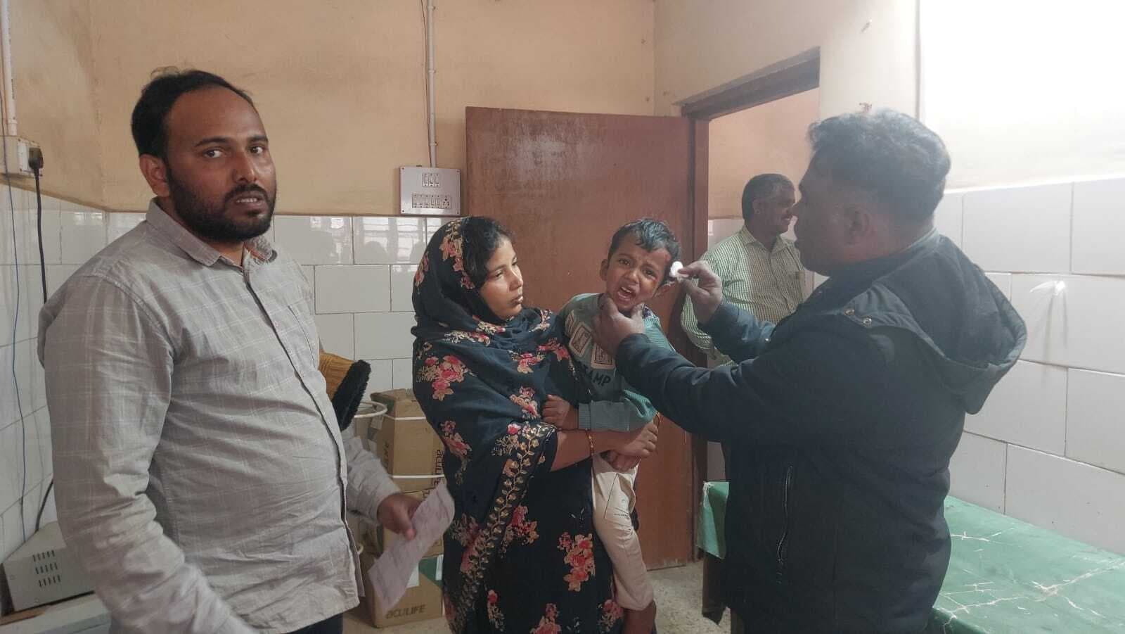 बाइक सवार ने महतोडीह में चार वर्षीय बच्चे को मारा धक्का, जख्मी