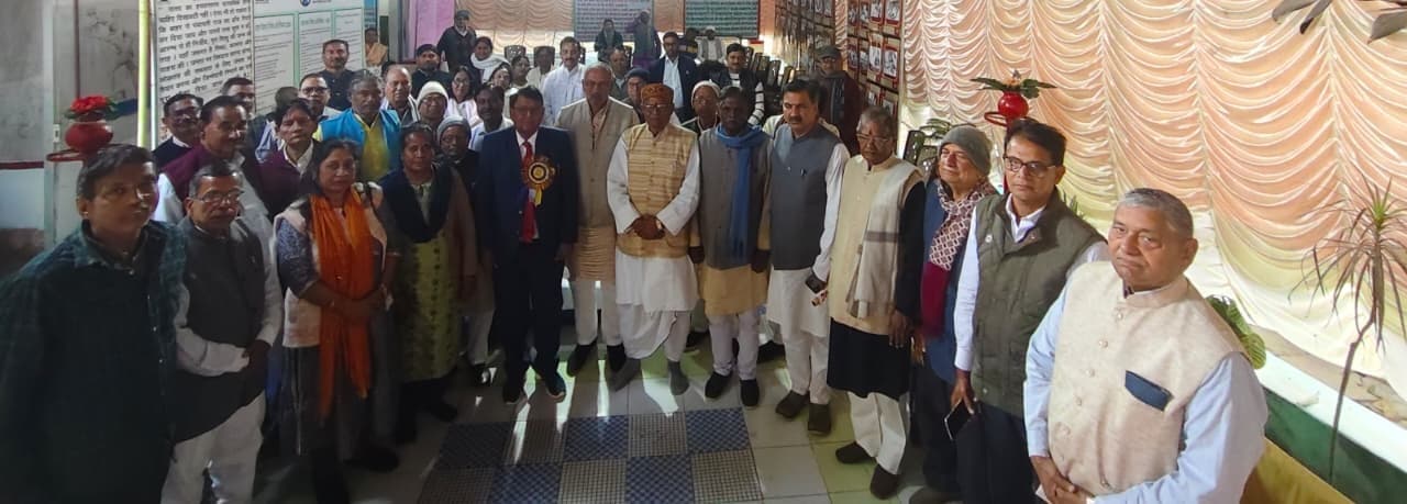 Deoghar news : गांधी की पुण्यतिथि पर रामराज आश्रम में गूंजे सत्य-अहिंसा के स्वर