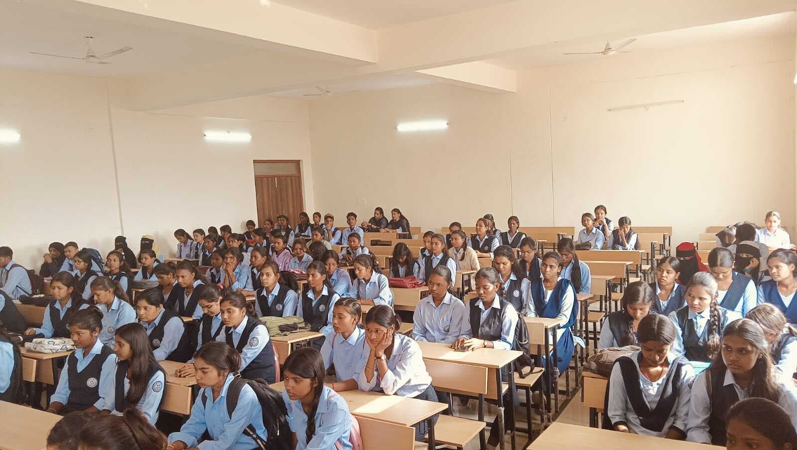 Bokaro News : पुण्यतिथि पर महात्मा गांधी को दी गयी श्रद्धांजलि