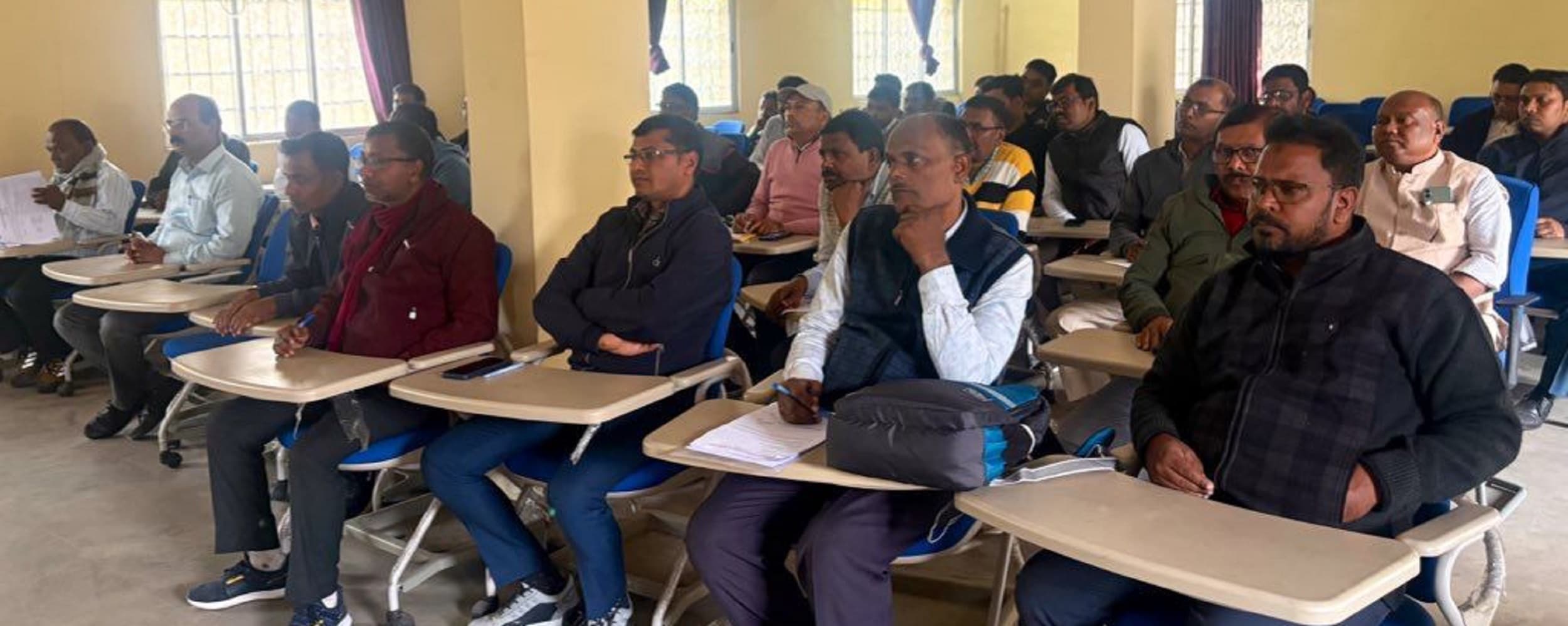 Bokaro News : प्रशिक्षण सत्र को गंभीरता से लें मास्टर ट्रेनर : डीडीसी