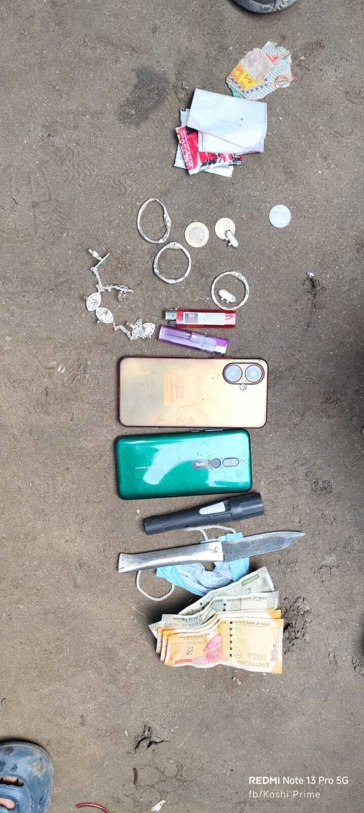 चोरी करते रंगे हाथ धराया चोर, किया पुलिस के हवाले