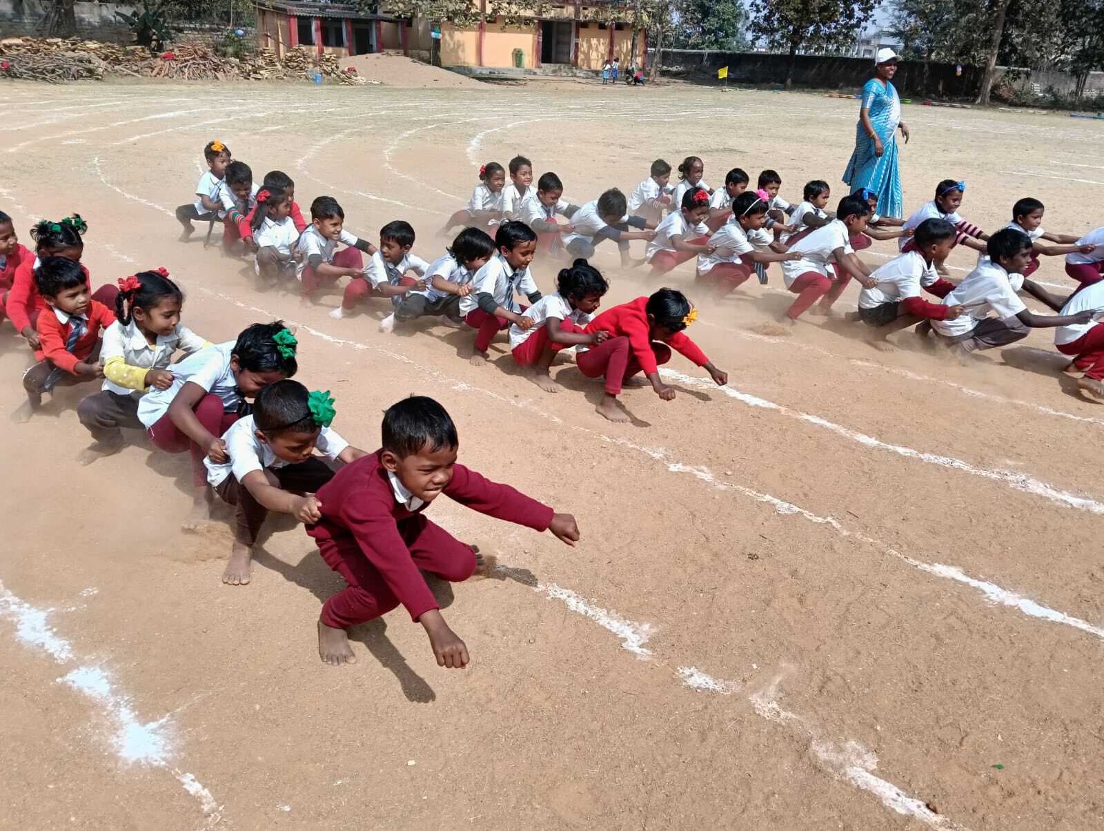 संत तेरेसा स्कूल में वार्षिक खेलकूद प्रतियोगिता