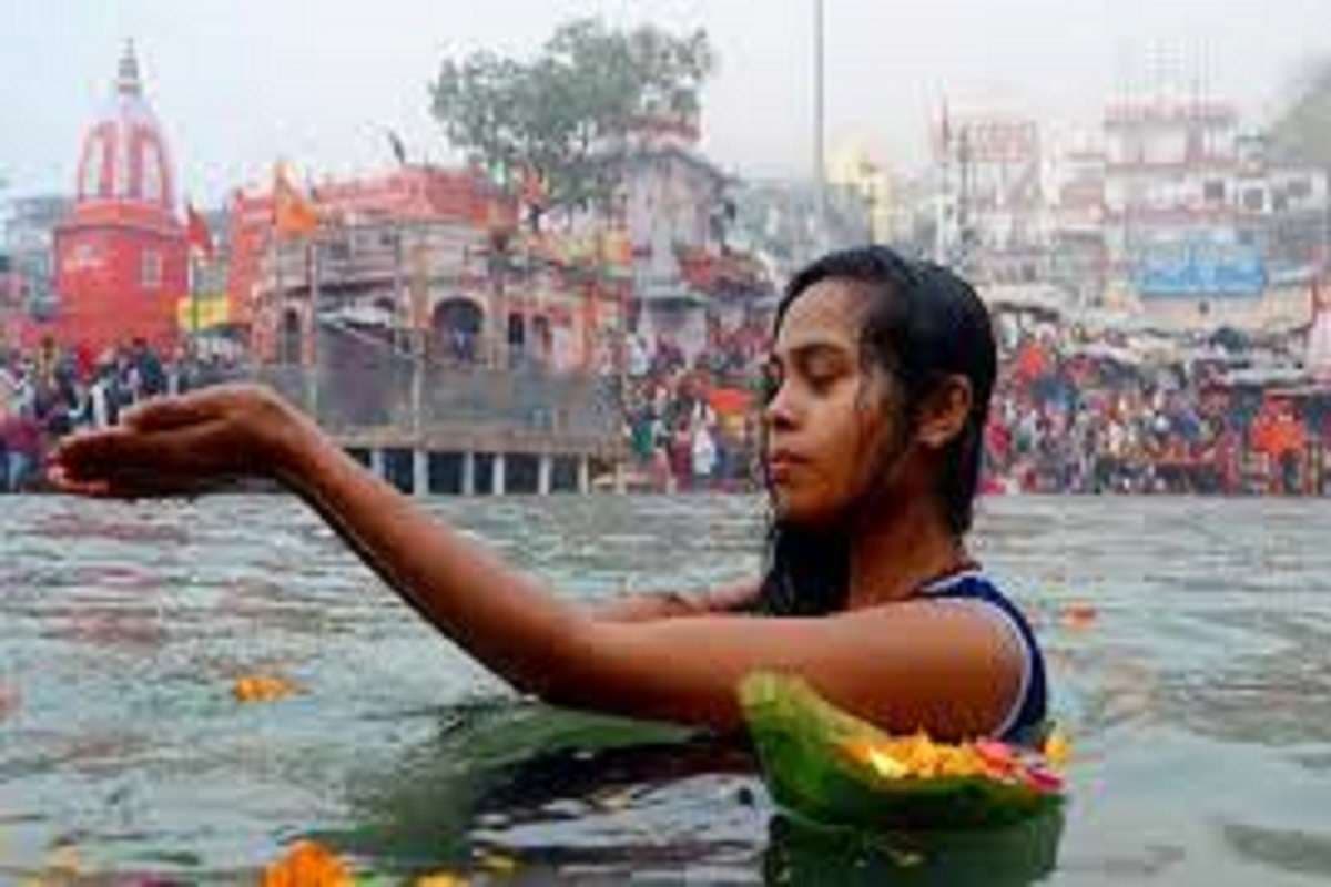 Bengal News: मकर संक्रांति के लिए तैयार बंगाल, डेढ़ करोड़ से अधिक तीर्थयात्री लेंगे गंगासागर में डूबकी