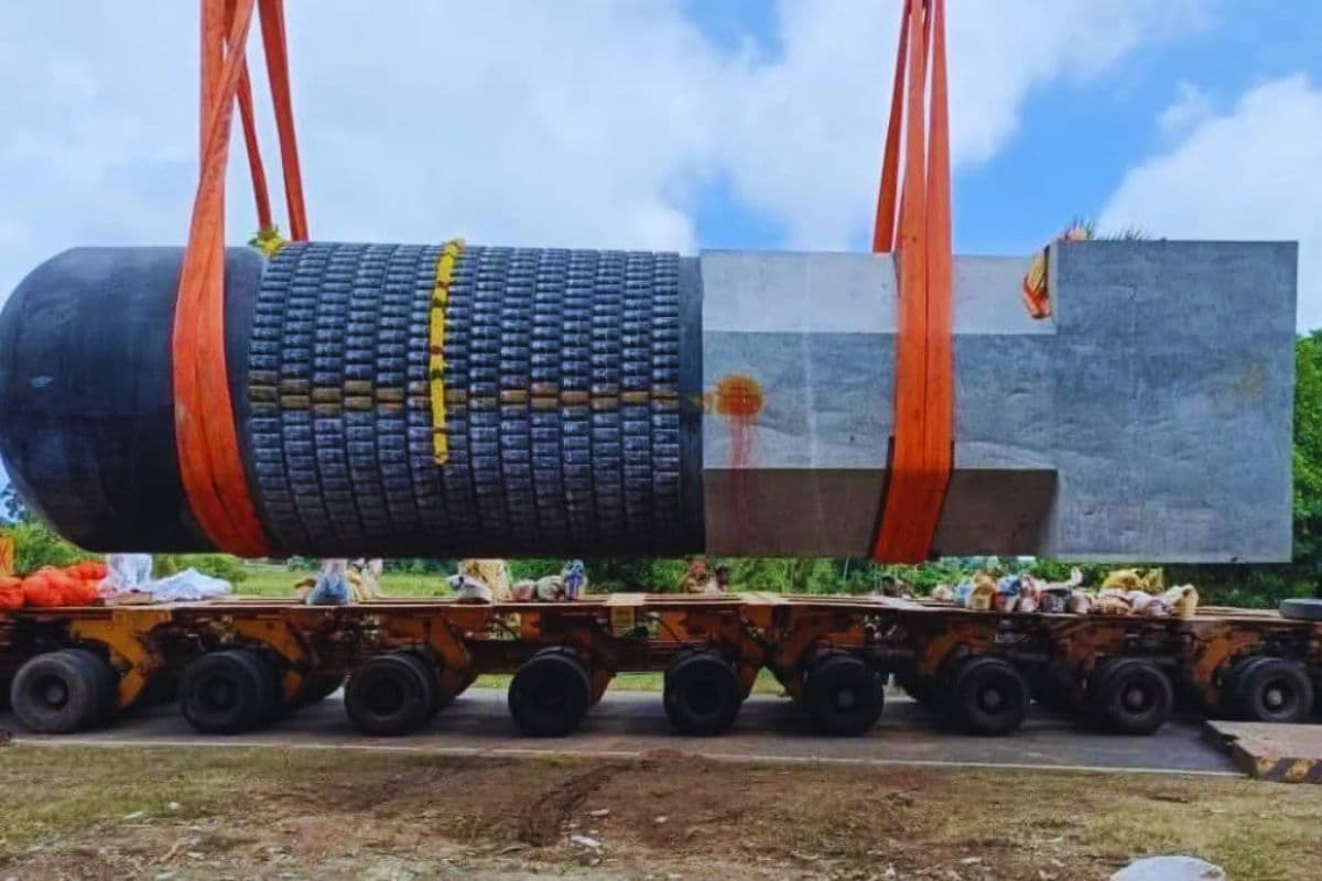 Bihar News: मोतीहारी में दुनिया के सबसे बड़े शिवलिंग की स्थापना कल, CM नीतीश भी रहेंगे मौजूद