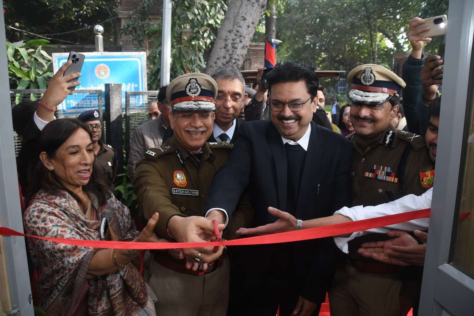 DU: विश्वविद्यालय परिसर में पिंक बूथ और इंटीग्रेटेड पुलिस बूथ का हुआ शुभारंभ