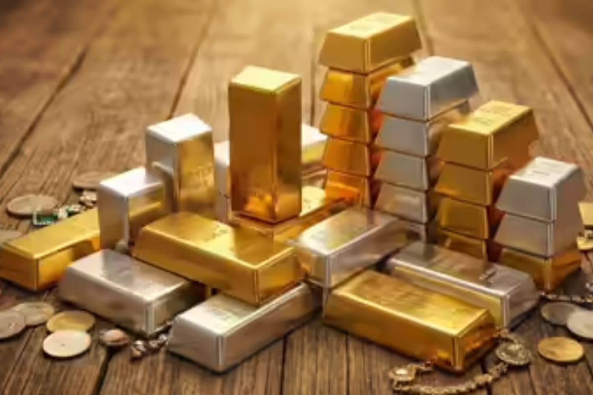 सोने-चांदी की कीमतों में भारी गिरावट, खरीदारी से पहले चेक करें 18 फरवरी का लेटेस्ट रेट