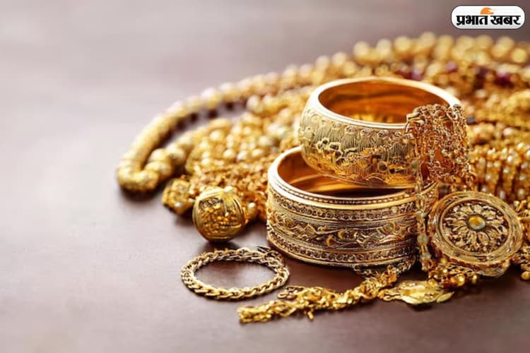 फिर महंगा हुआ सोना, चांदी की कीमतों में आई गिरावट, जानें आज के ताजा रेट्स
