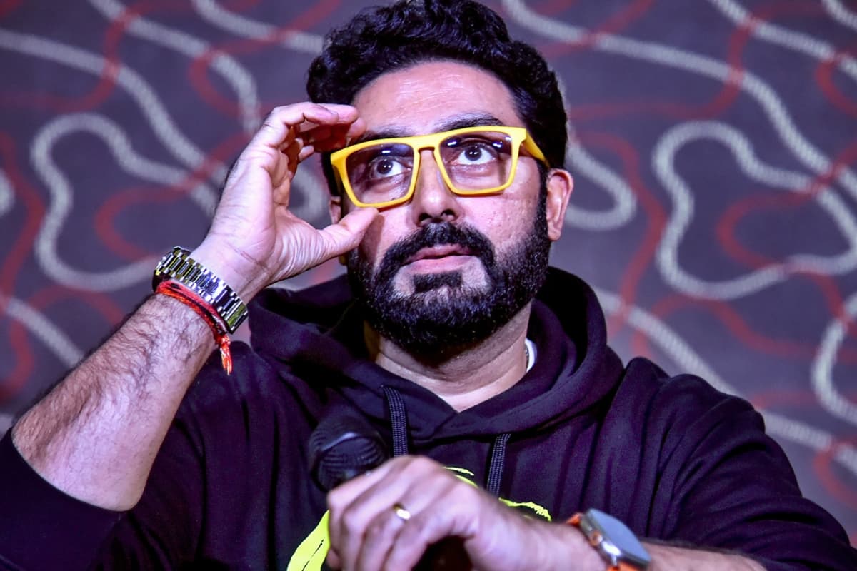 50 साल के हुए अभिषेक बच्चन, ओटीटी पर देखें उनके करियर की ये 5 बेहतरीन फिल्में