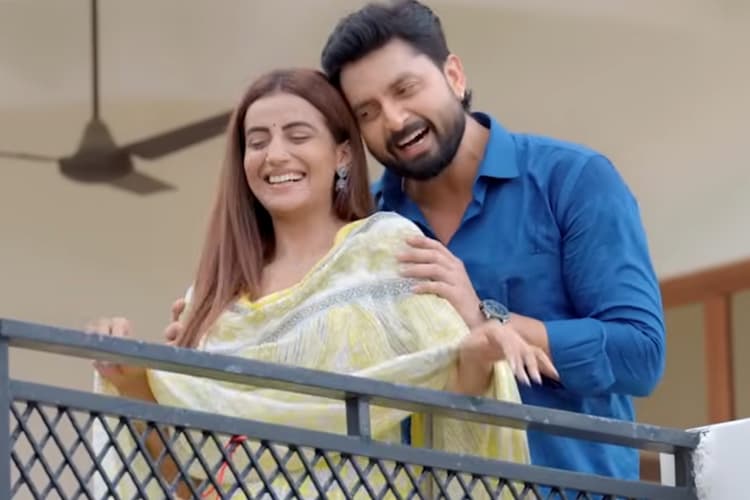 वैलेंटाइन वीक में अक्षरा सिंह का ‘चांद तलक’ रिलीज, विक्रांत संग दिखी जबरदस्त केमिस्ट्री