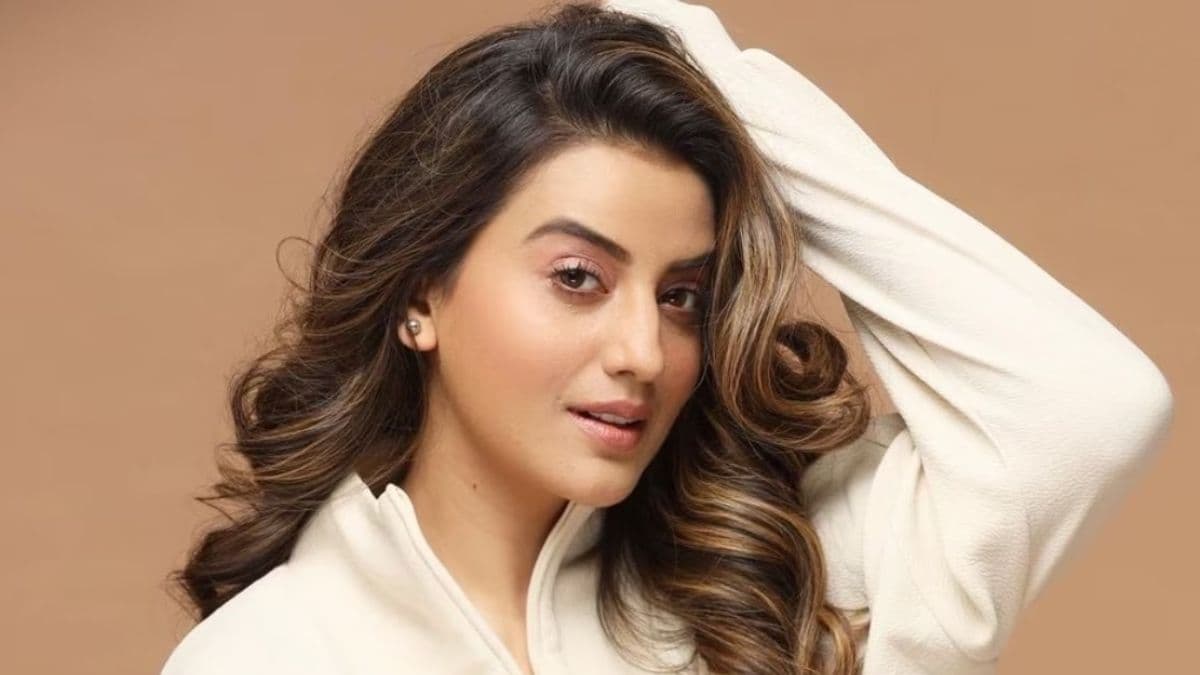 अक्षरा सिंह ने किया खुलासा, भोजपुरी इंडस्ट्री में महिला कलाकारों के साथ क्या हो रहा है