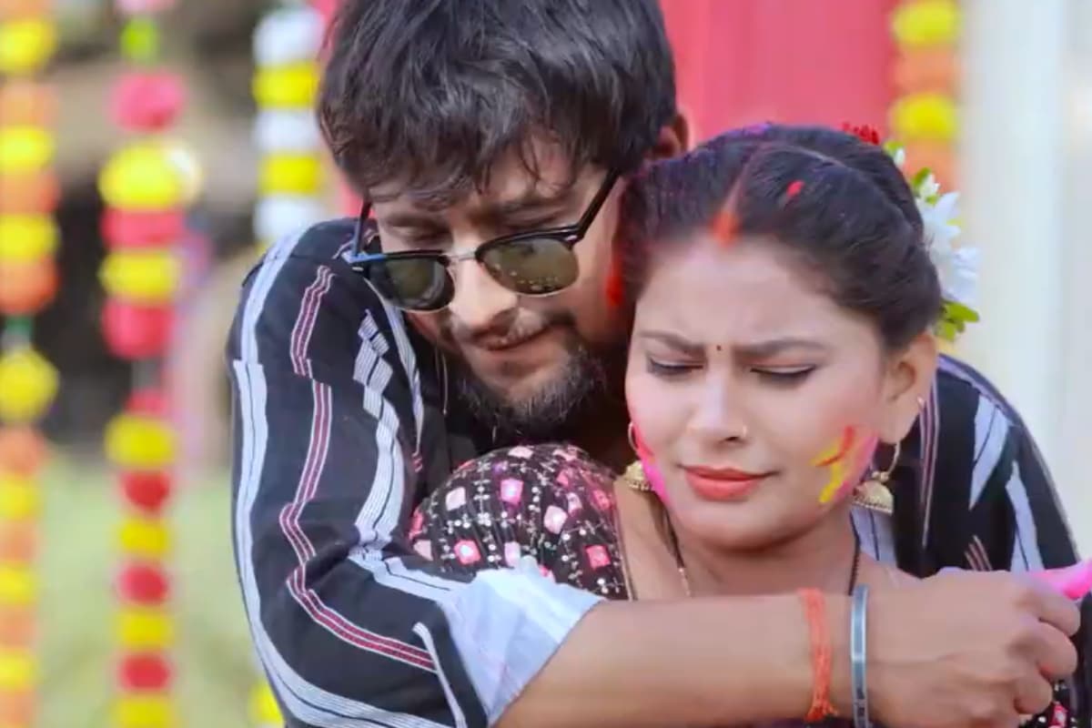 होली पर अंतरा सिंह का धमाका, ‘बलम के पिचकारी’ गाने ने मचाई धूम