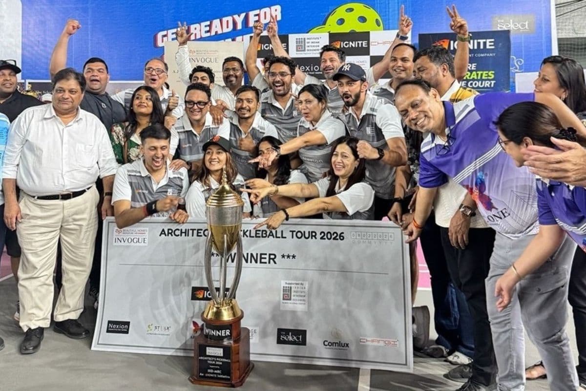 मुंबई: आर्किटेक्ट पिकलबॉल टूर्नामेंट 2026 का धमाकेदार समापन, खेल के मैदान में उतरे 150 से ज्यादा डिजाइनर्स मुंबई: आर्किटेक्ट पिकलबॉल टूर्नामेंट 2026 का धमाकेदार समापन, खेल के मैदान में उतरे 150 से ज्यादा डिजाइनर्स