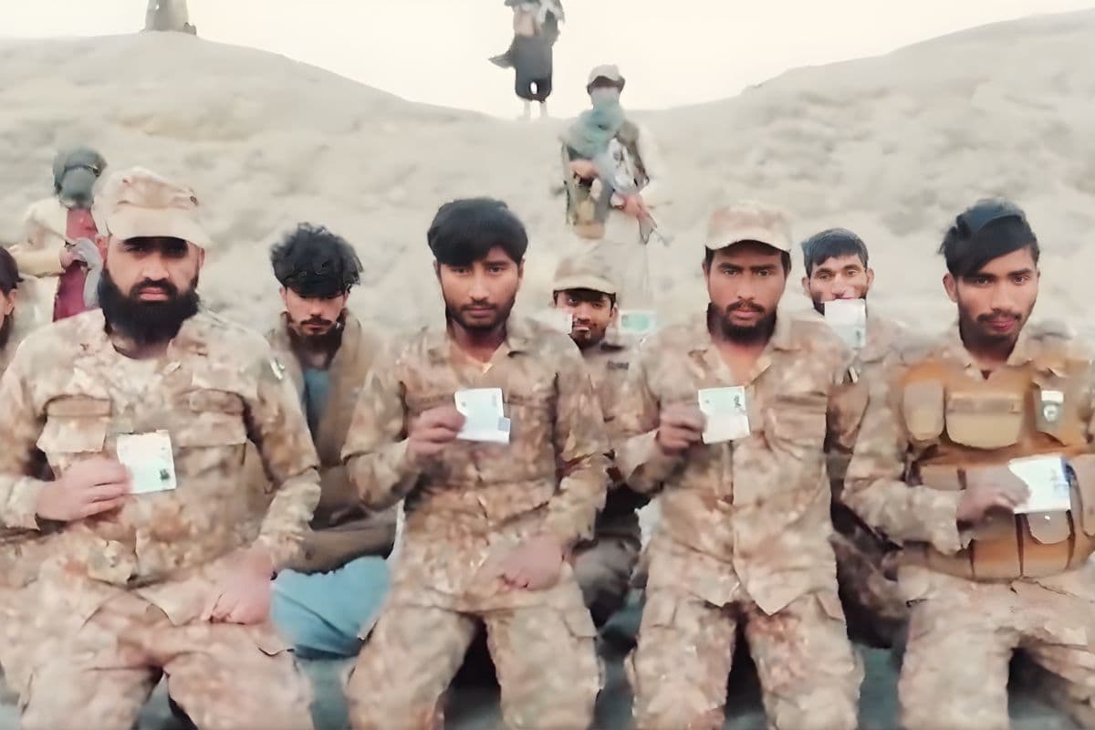 Video: रोते हुए पाक सैनिक बोले: आर्मी हमें नजरअंदाज क्यों कर रही? BLA 3 दिन में देगा फांसी, अगर…
